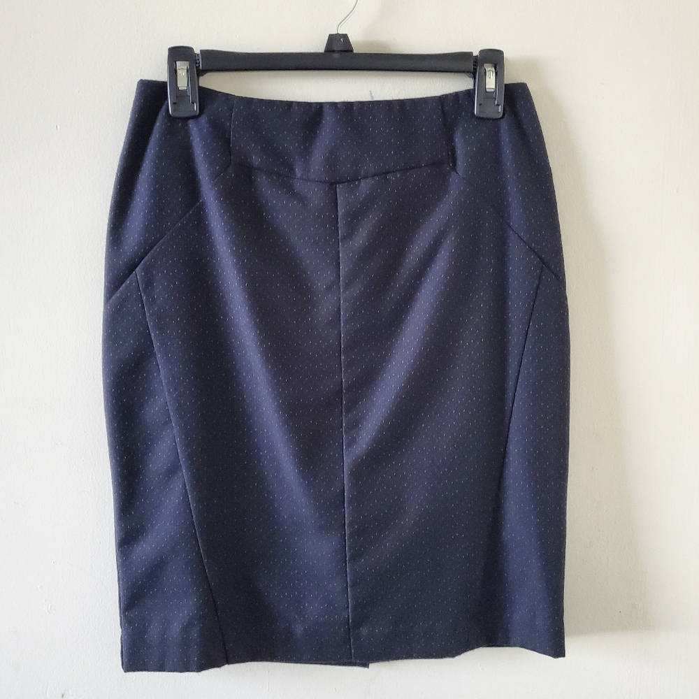 Worthington Pattern Navy Pencil Skirt Size 4